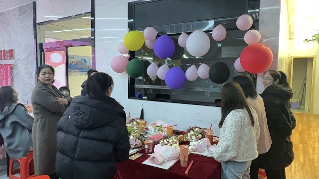 dba4a6e89693e2fe693101642baba63.jpg