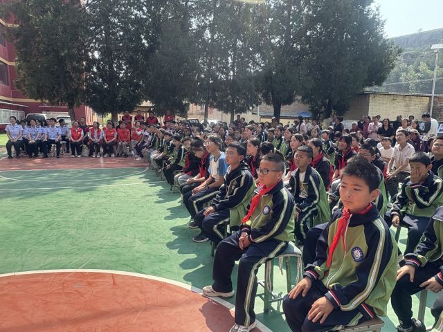 1cfaf449e8a37c4113c9db46375c415.jpg